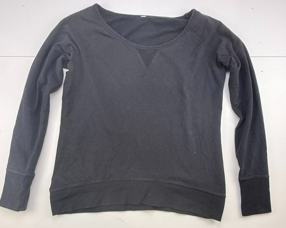 Lululemon Pullover Sweatshirt Womens 8 M Black Thumbholes Yoga Relaxed